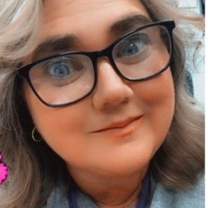 Meet your Posher, Carla